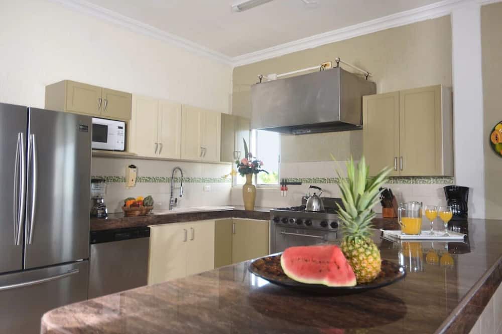 Photo of Kitchen in Playa del Secreto