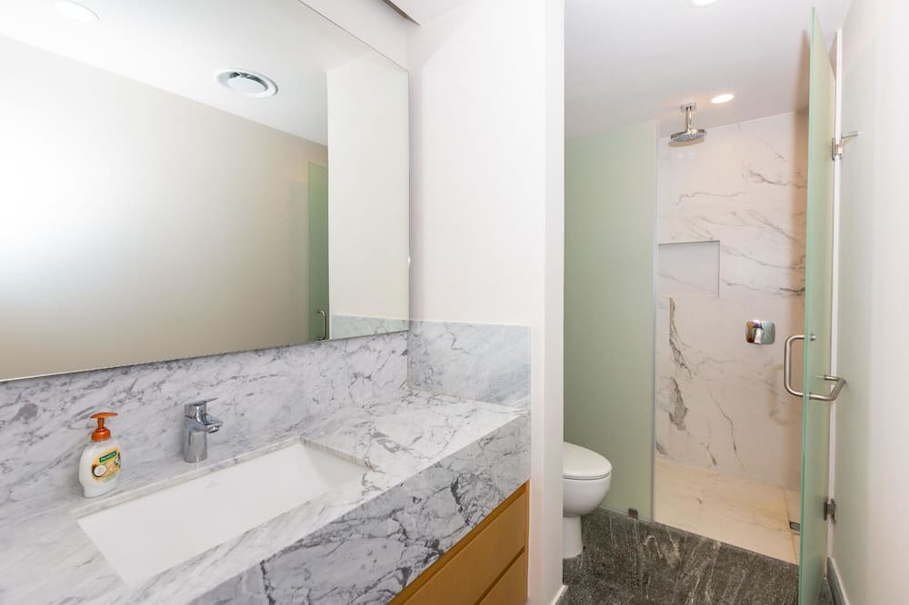 Photo of Bathroom in Zona Hotelera