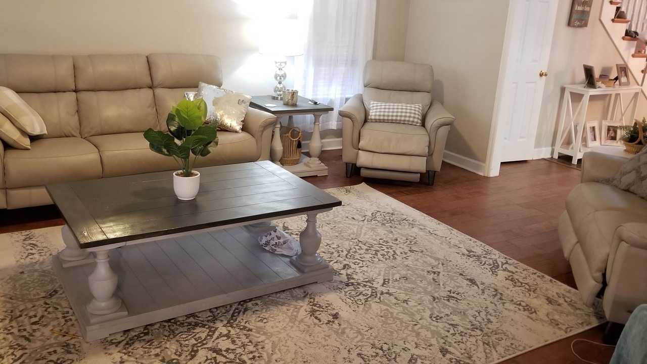 Photo of Livingroom in Evans