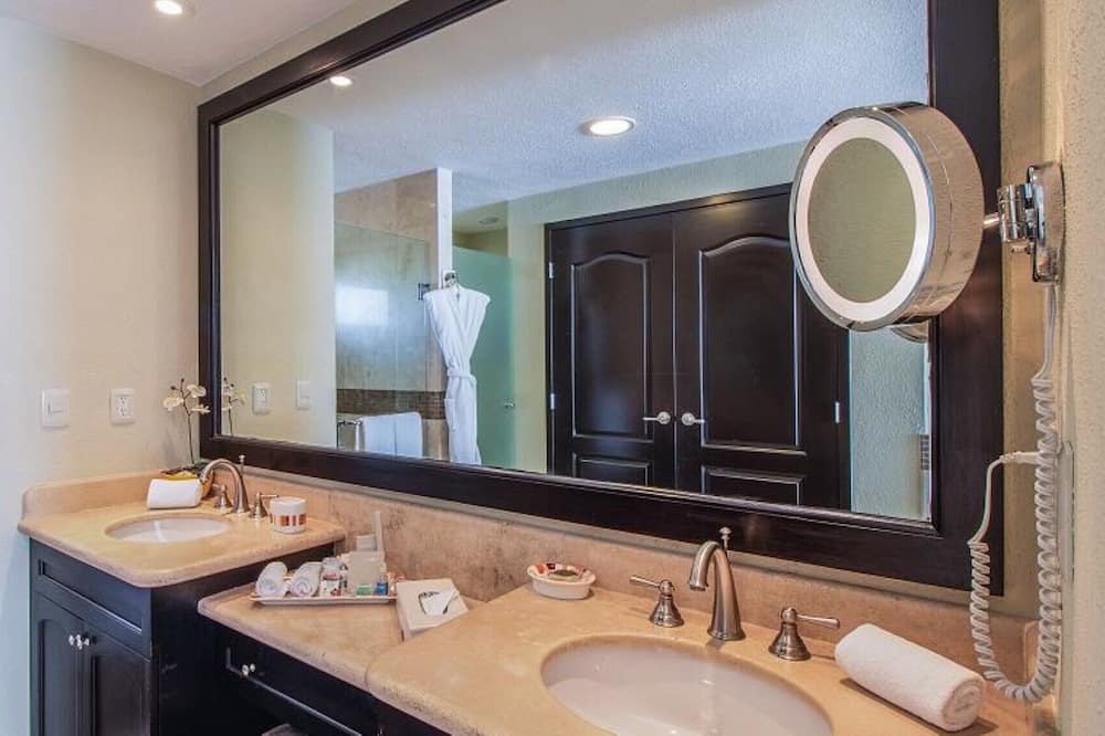 Photo of Bathroom in Playa Mujeres