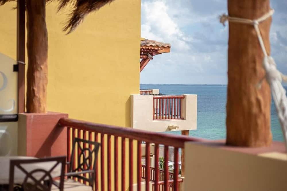 Photo of Patio Balcony in Playa Mujeres