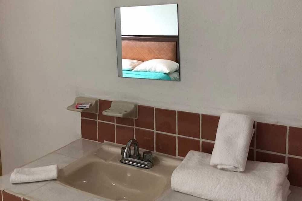 Photo of Bathroom in Alfredo V. Bonfil