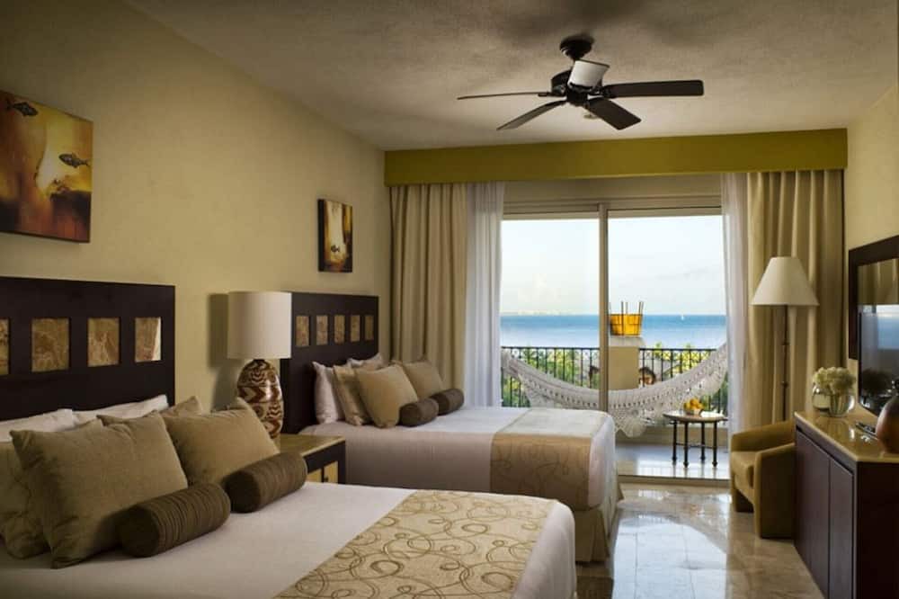 Photo of Bedroom in Playa Mujeres