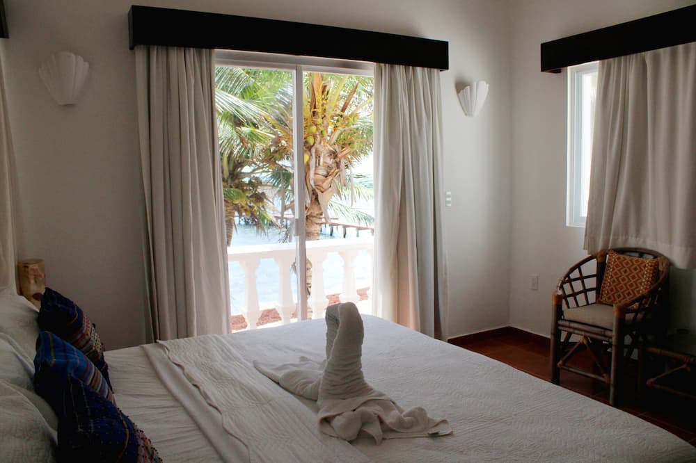 Photo of Patio Balcony in Soliman Bay