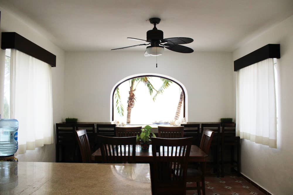 Photo of Bedroom in Soliman Bay