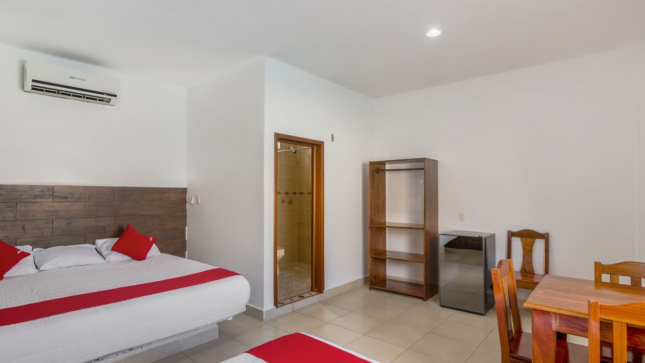 Photo of Bedroom in Francisco Uh May