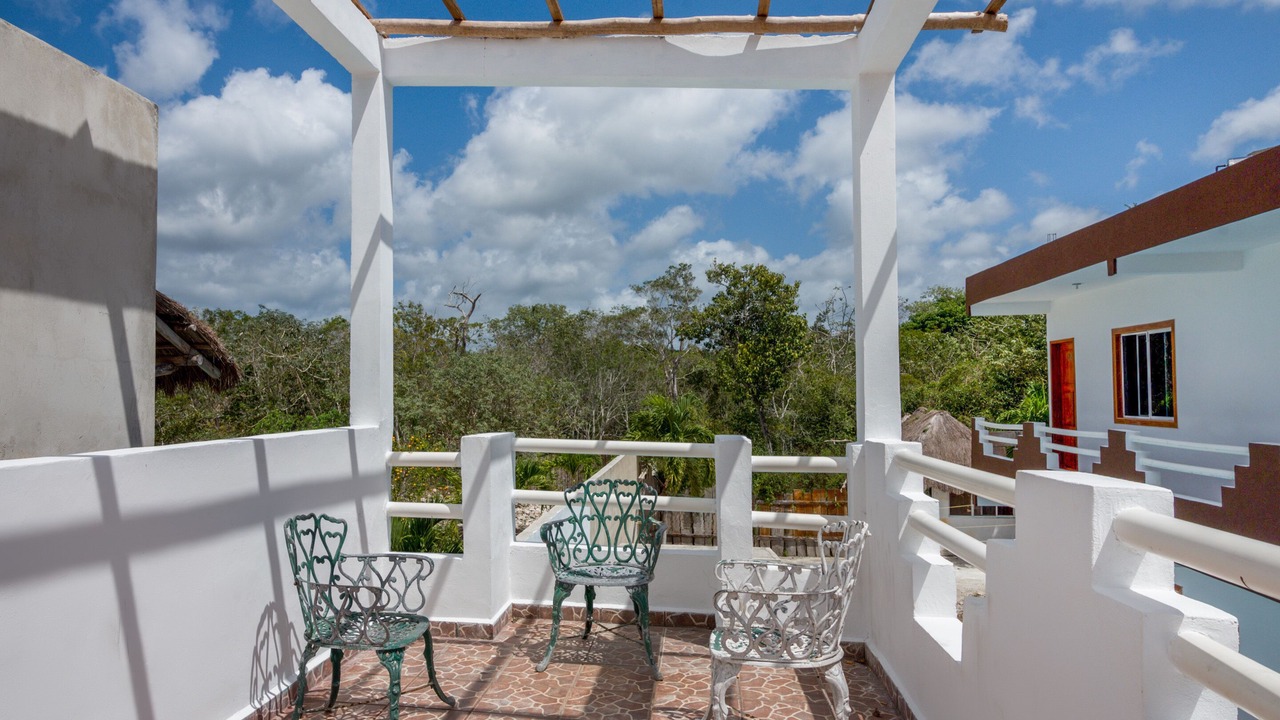 Photo of Patio Balcony in Francisco Uh May