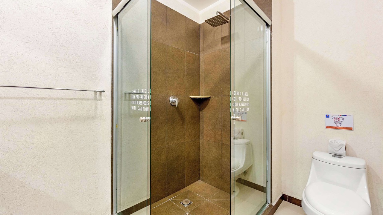 Photo of Bathroom in Alfredo V. Bonfil