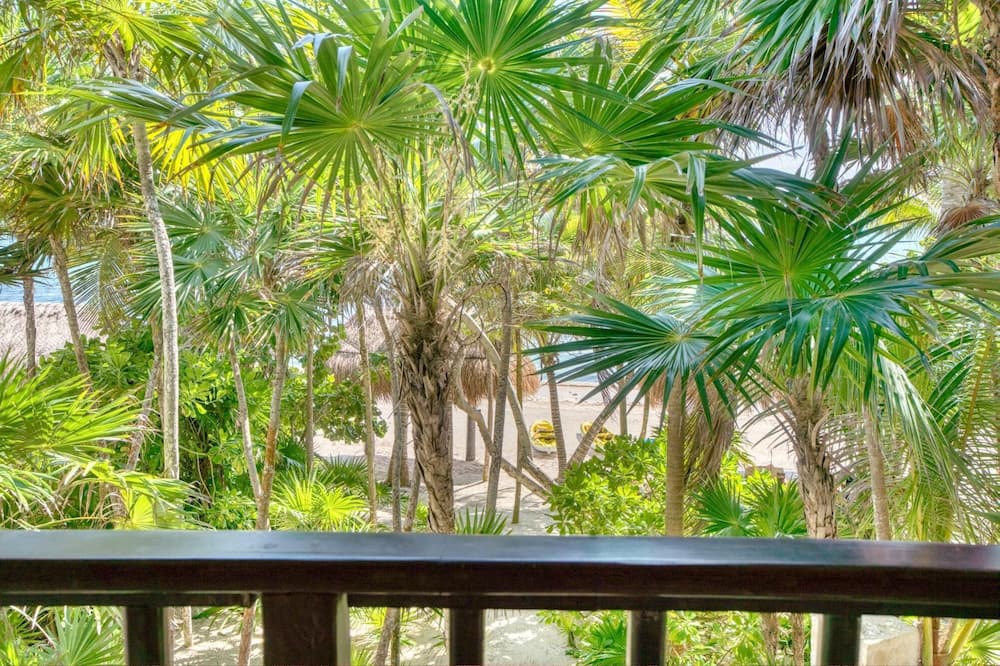 Photo of Patio Balcony in Soliman Bay