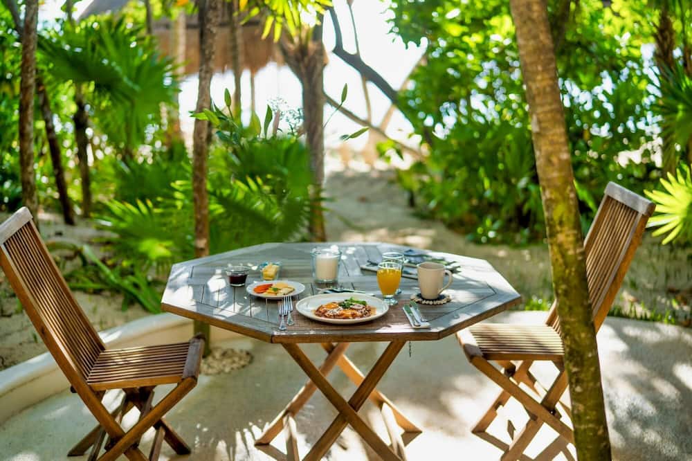 Photo of Patio Balcony in Soliman Bay