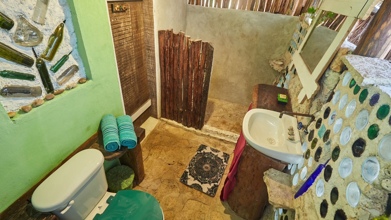 Photo of Bathroom in Macario Gomez