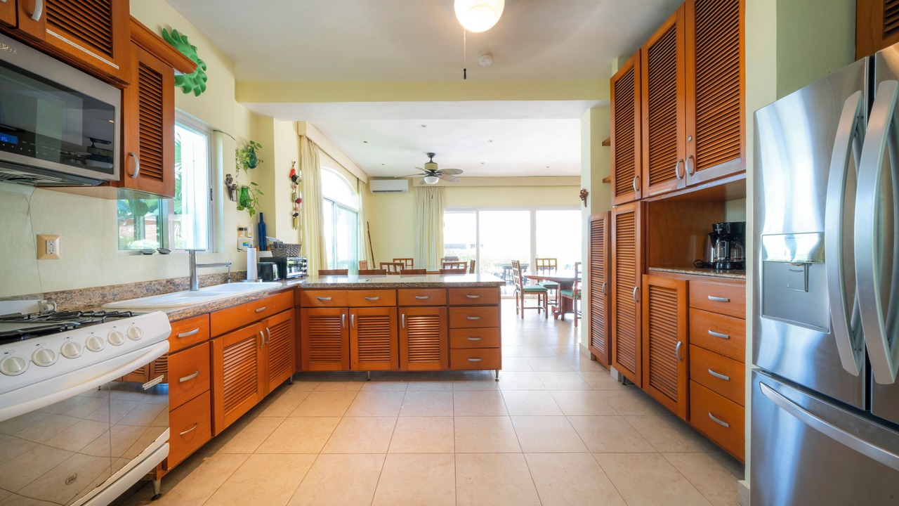Photo of Kitchen in Playacar Fase I