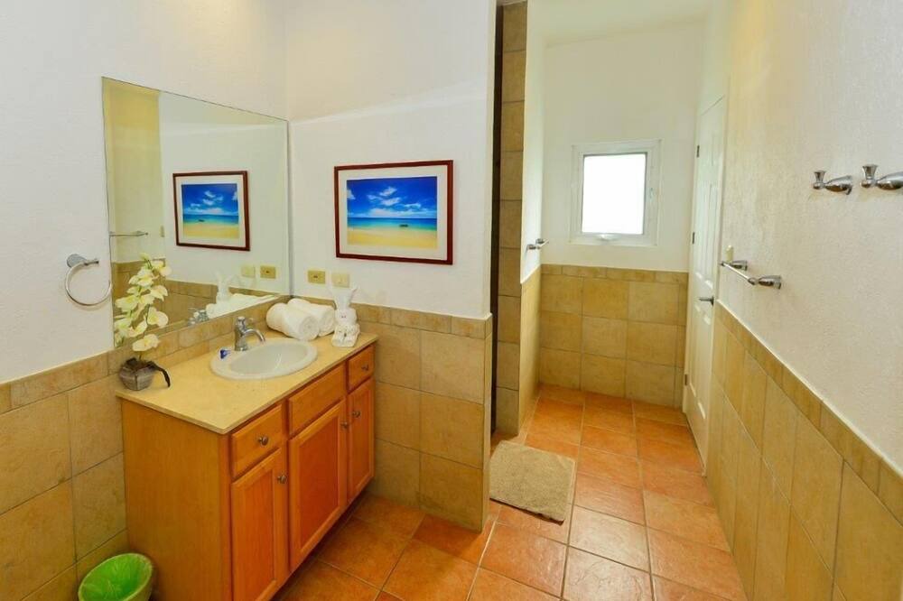 Photo of Bathroom in Costa Maya