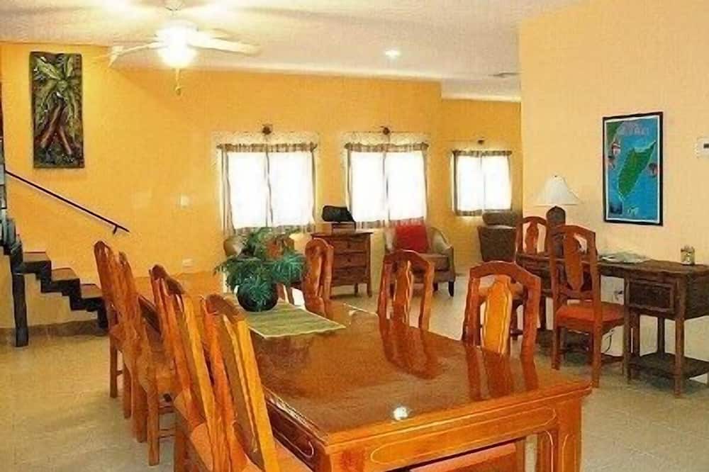 Photo of Bedroom in Costa Maya