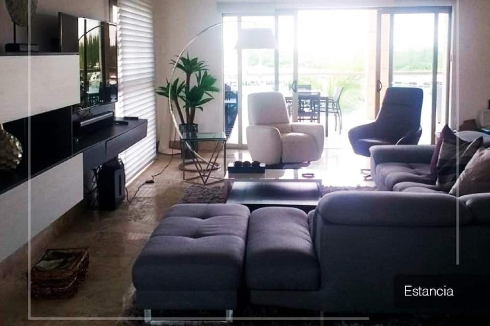 Photo of Livingroom in Playa Mujeres
