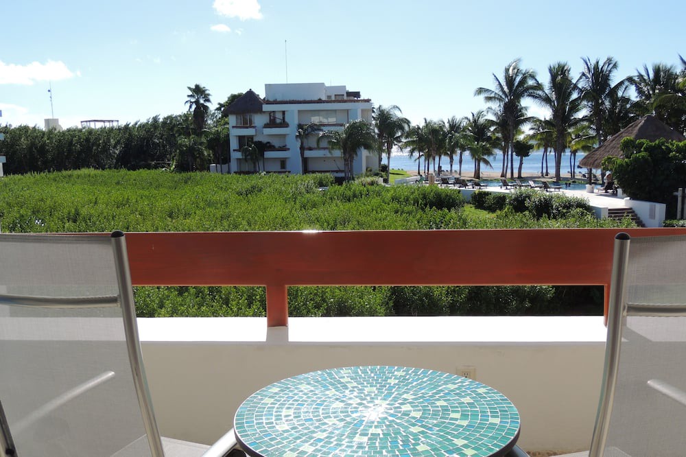 Photo of Others in Costa Maya