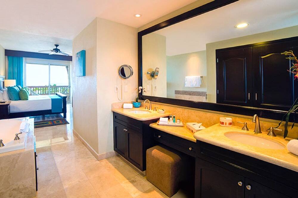 Photo of Bathroom in Playa Mujeres