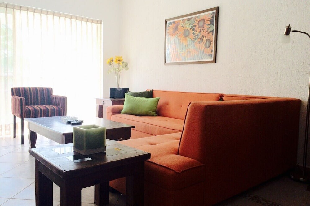Photo of Livingroom in Downtown