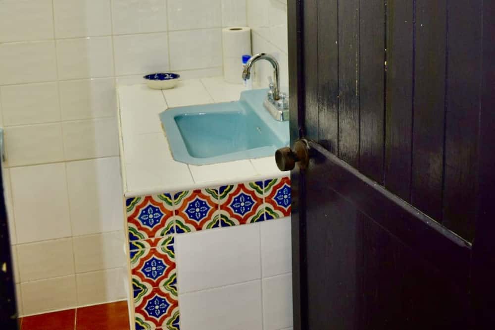 Photo of Bathroom in Centro - Supmza 001