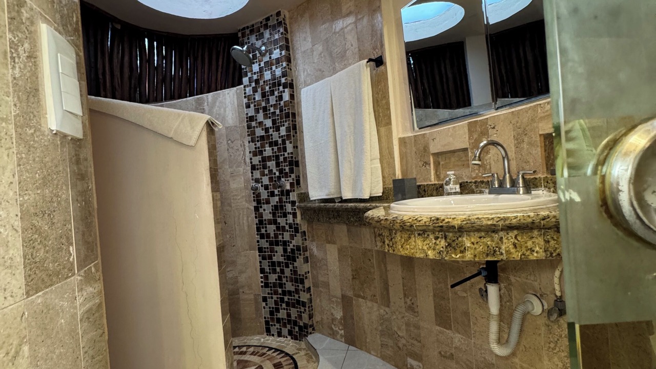 Photo of Bathroom in Villa Juarez
