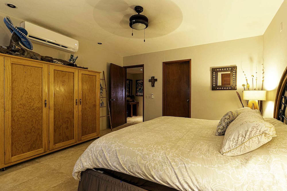 Photo of Bedroom in Costa Maya