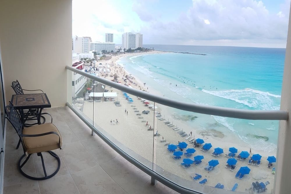Photo of Others in Punta Cancun