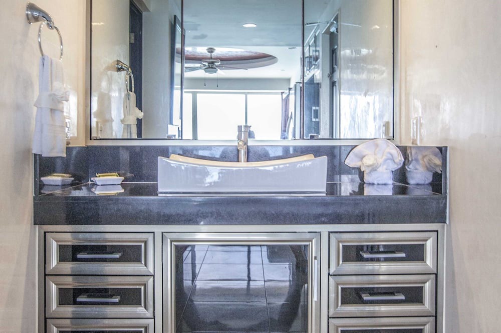 Photo of Bathroom in Punta Cancun
