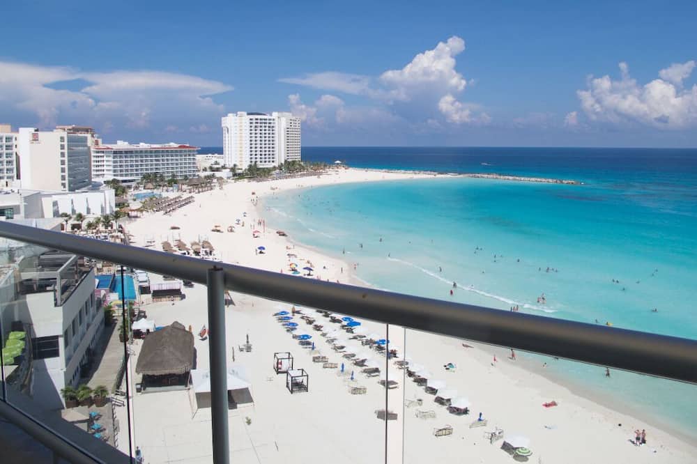 Photo of Patio Balcony in Punta Cancun