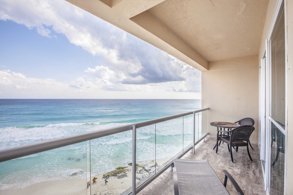 Photo of Patio Balcony in Punta Cancun