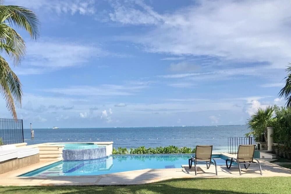 Photo of Outdoor in La Isla