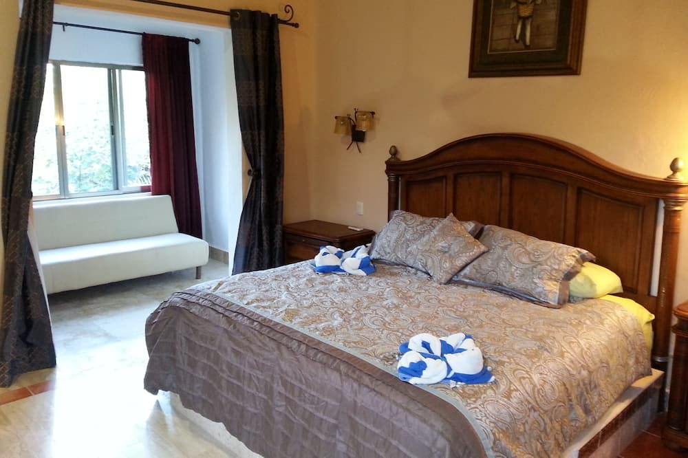 Photo of Bedroom in Soliman Bay