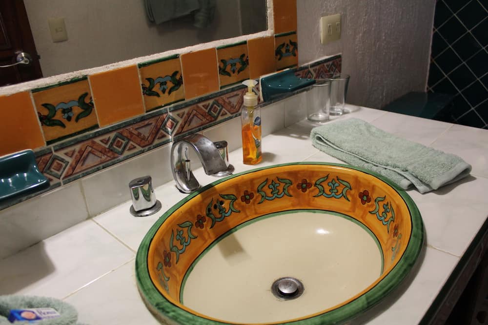 Photo of Bathroom in Soliman Bay