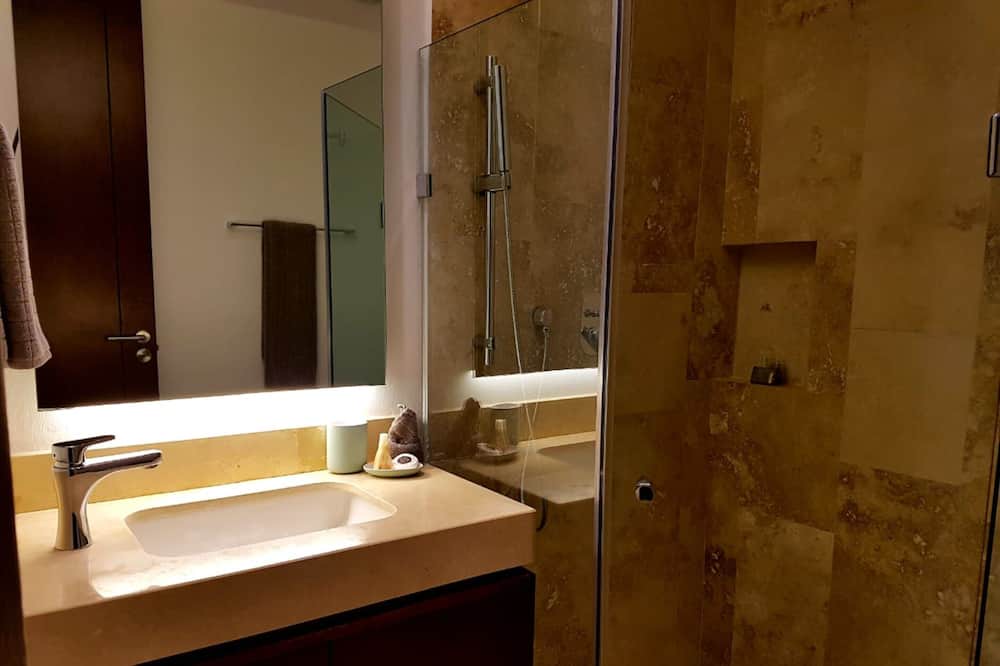 Photo of Bathroom in Zama