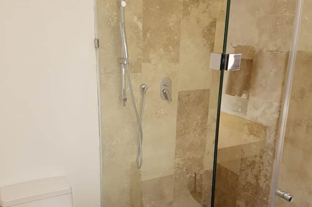 Photo of Bathroom in Zama