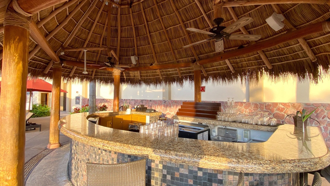 Photo of Outdoor in South Shore Hotel Area
