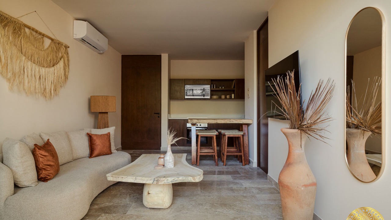 Photo of Livingroom in Ekbalan