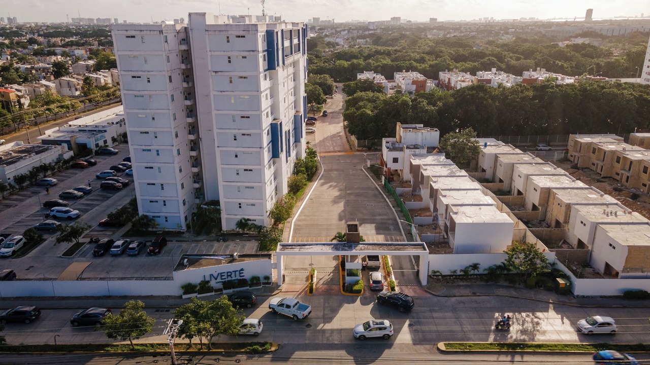 Photo of Outdoor in Jacinto Pat