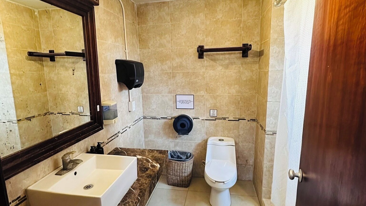 Photo of Bathroom in Zona Hotelera