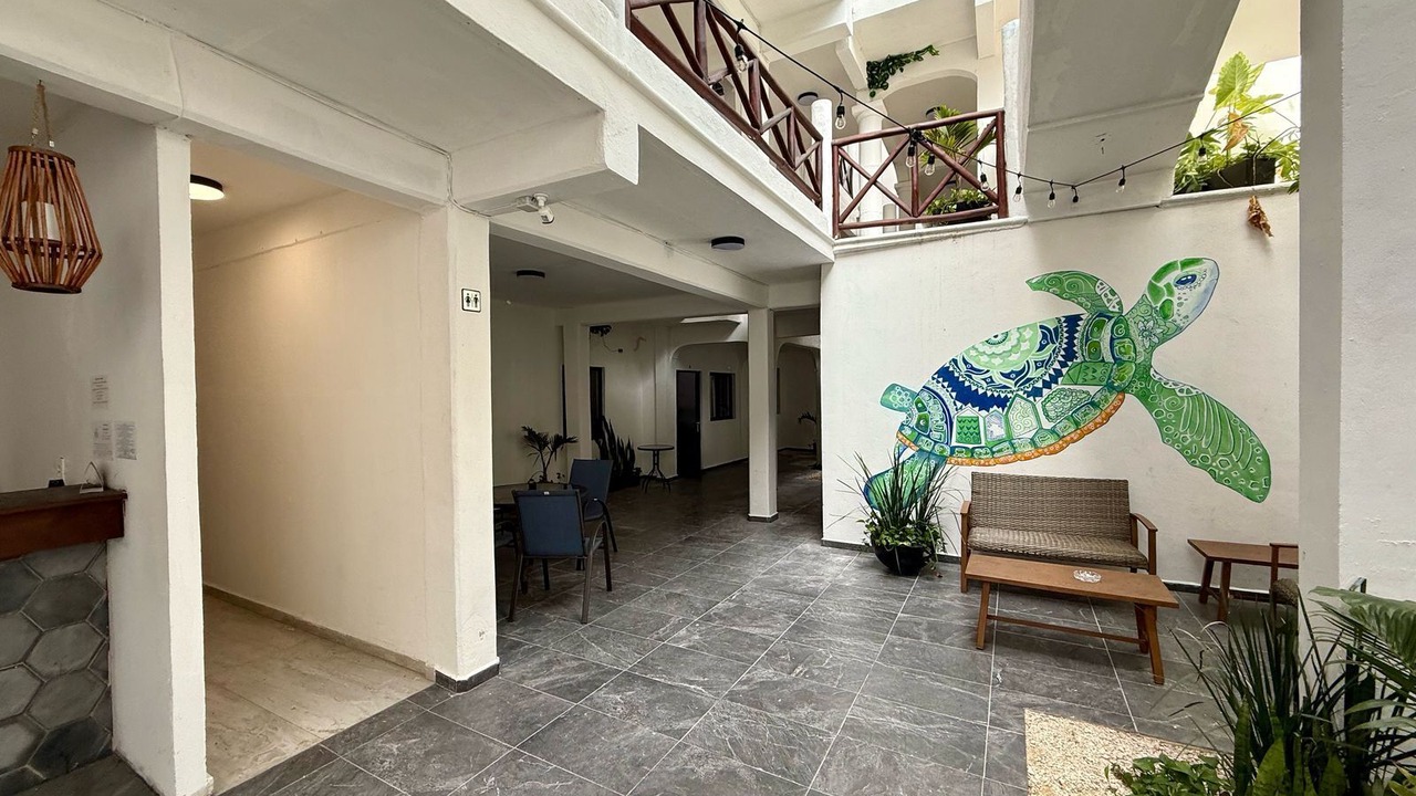 Photo of Livingroom in Downtown