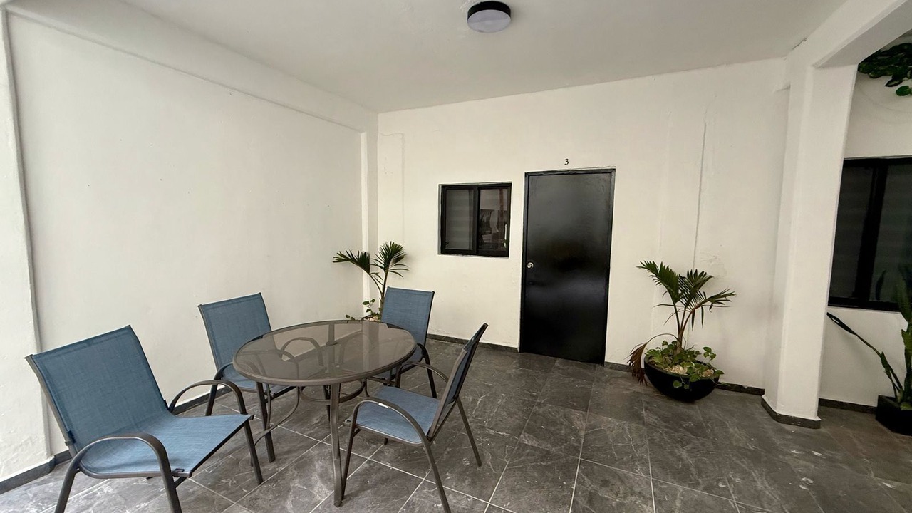 Photo of Livingroom in Downtown