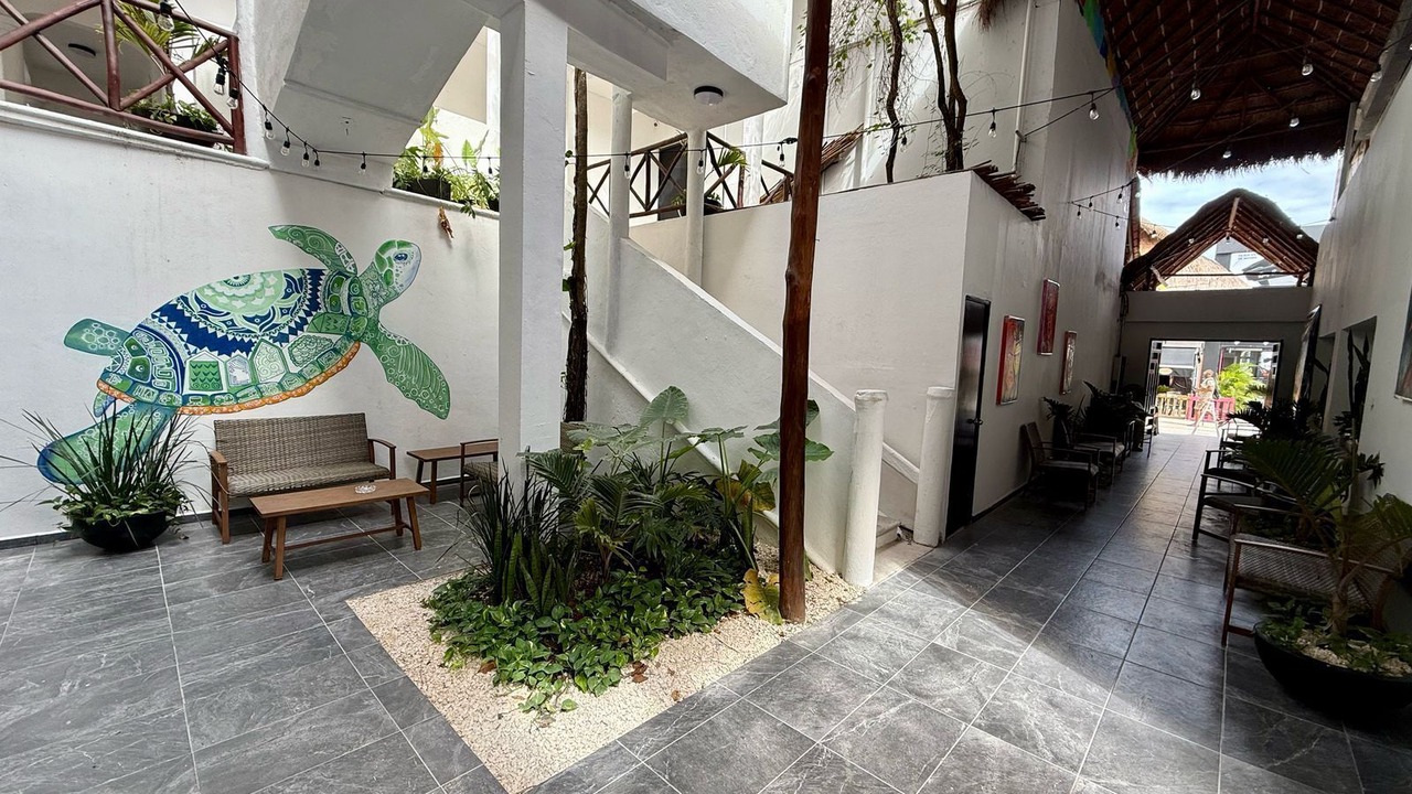 Photo of Livingroom in Downtown