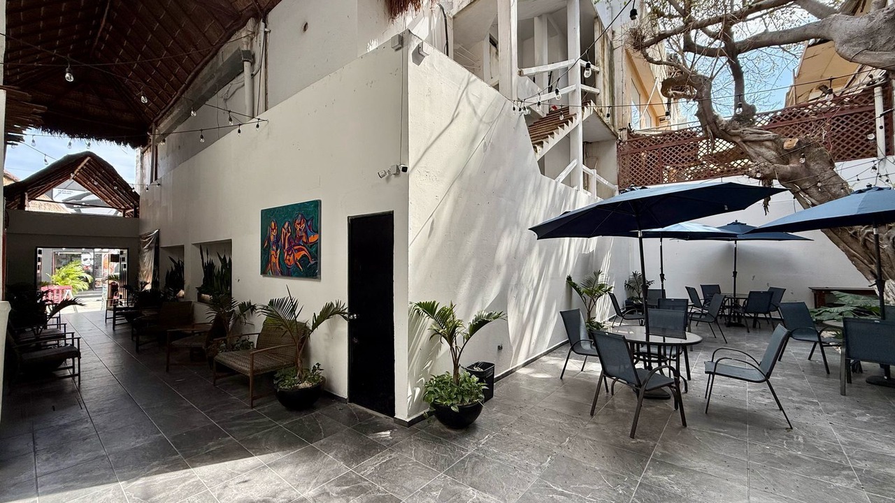 Photo of Livingroom in Downtown