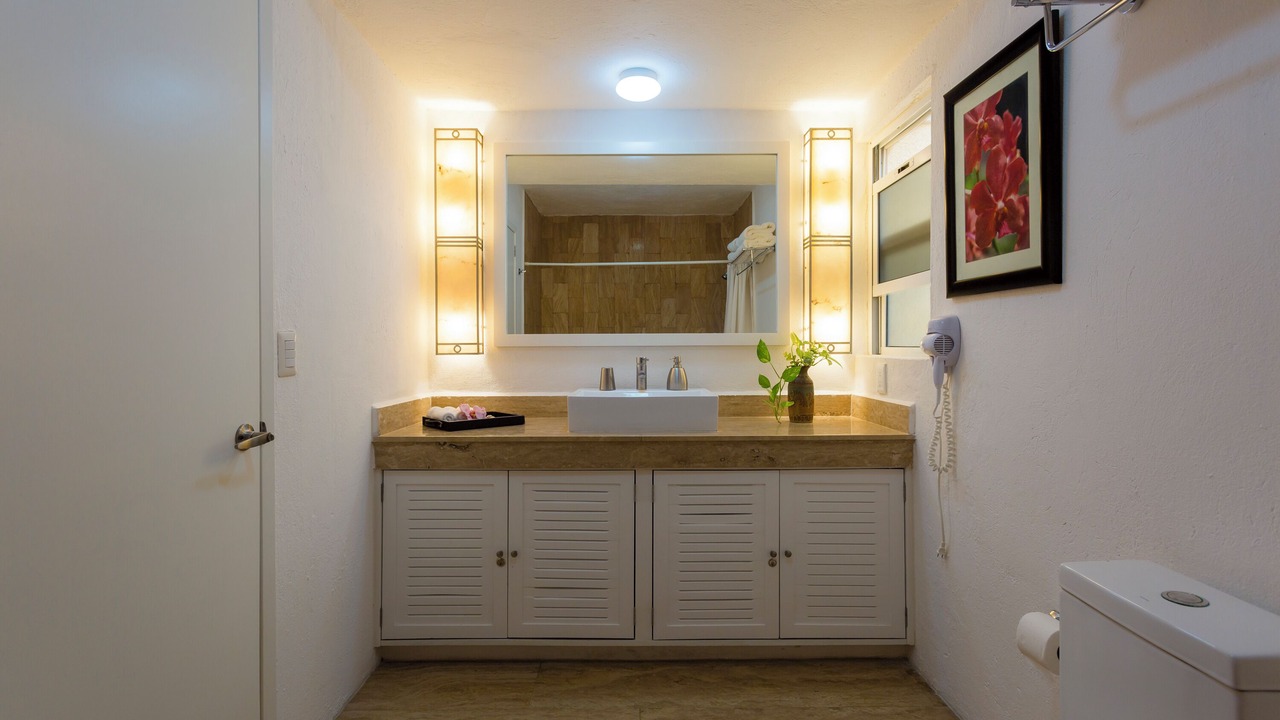 Photo of Bathroom in Zona Hotelera