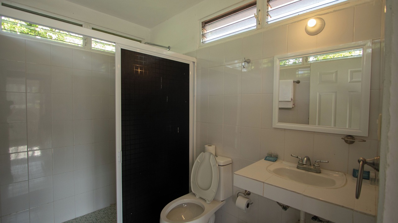 Photo of Bathroom in Leona Vicario