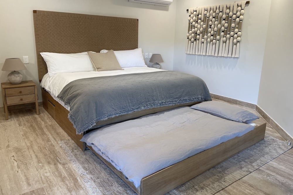 Photo of Bedroom in Playacar Beach