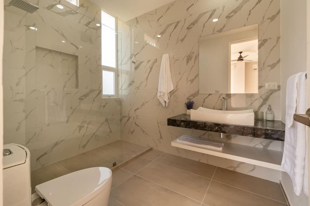 Photo of Bathroom in Tankah