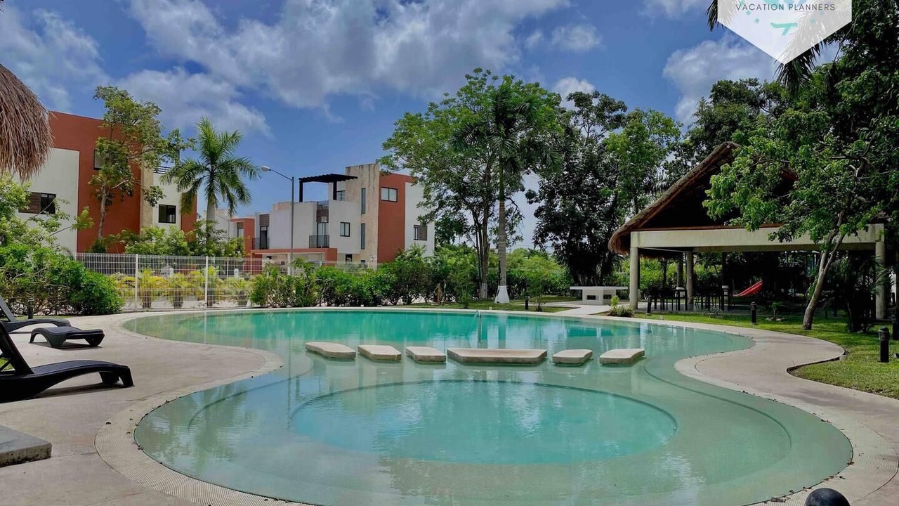 Photo of Outdoor in Jacinto Pat