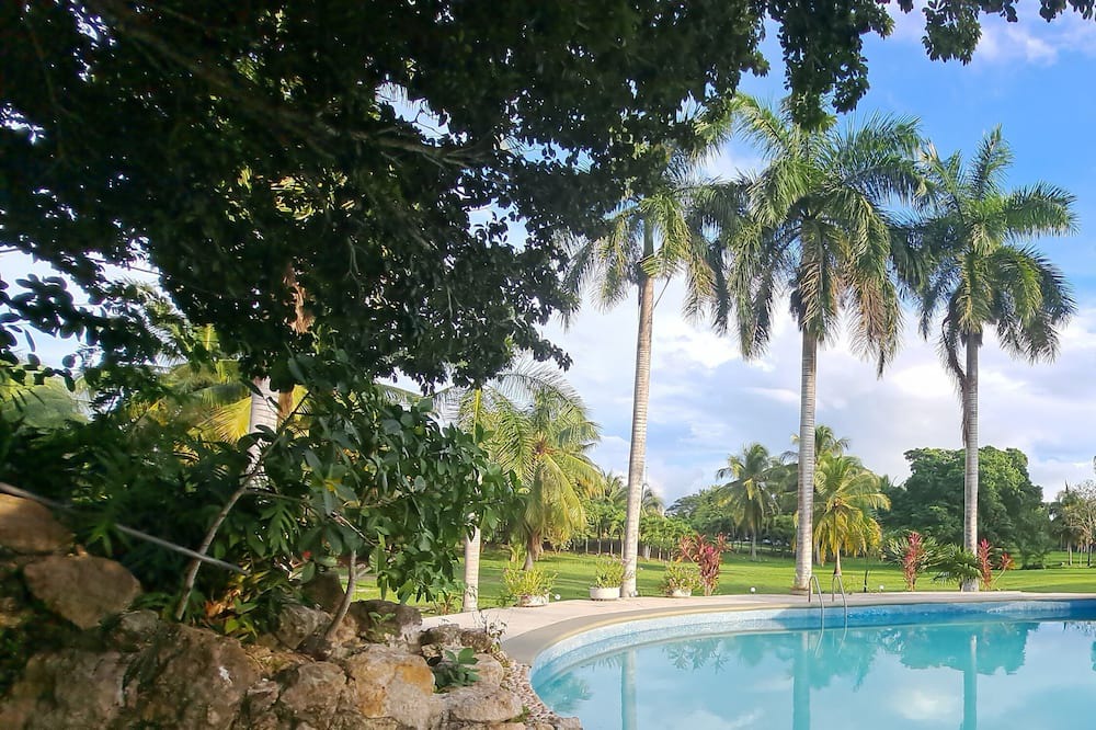 Photo of Outdoor in Huay-Pix