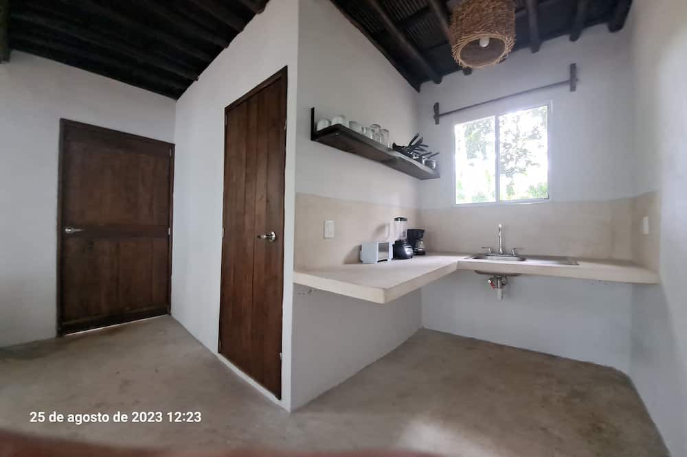 Photo of Kitchen in Huay-Pix