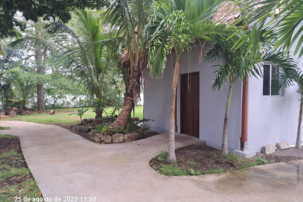 Photo of Outdoor in Huay-Pix
